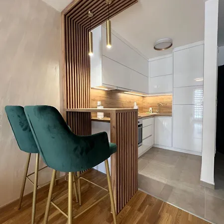 Lägenhet Elita Ivisovo Greblje